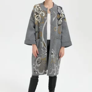 Kadın Dik Yaka Büyük Çiçekli Panço (Füme)